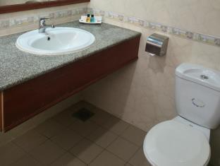 Cabana Inn Куала Лумпур Екстериор снимка
